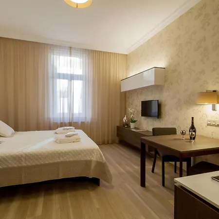 Vinohradsky Dum 4*