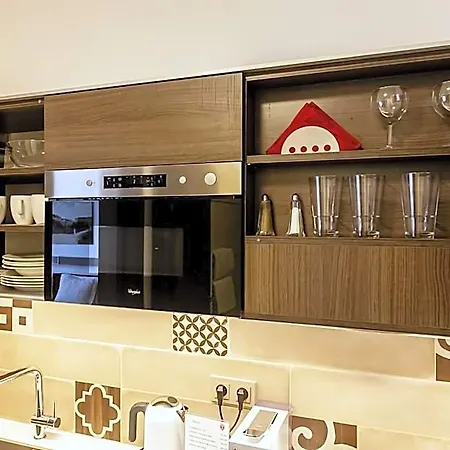 Vinohradsky Dum Aparthotel 4*