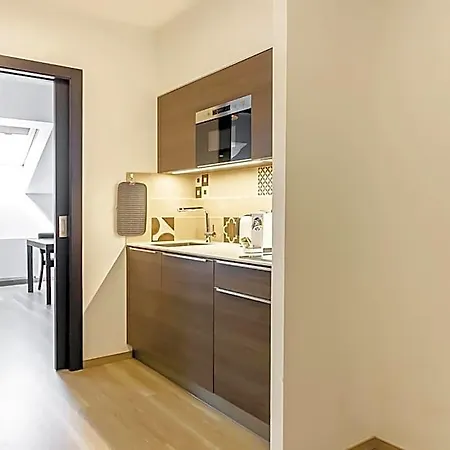 Aparthotel Vinohradsky Dum 4*