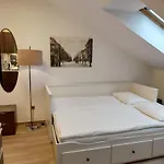 公寓式酒店 Vinohradsky Dum 4*