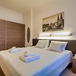 Vinohradsky Dum 4*