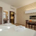 Vinohradsky Dum 4*