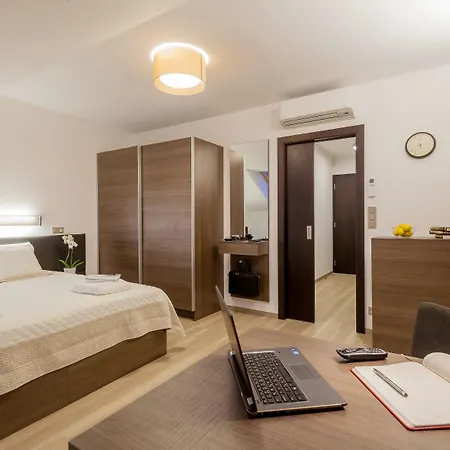 Vinohradsky Dum 4* Prag