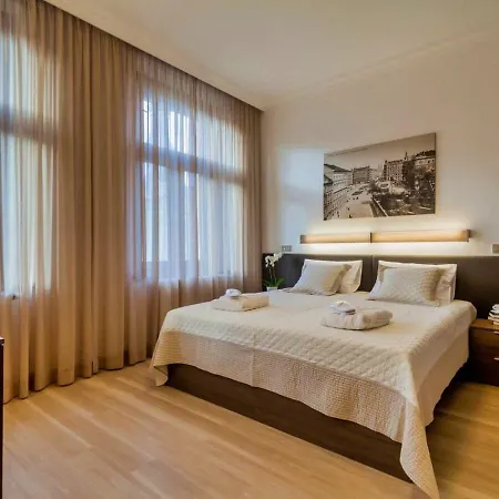 Aparthotel Vinohradsky Dum 4*