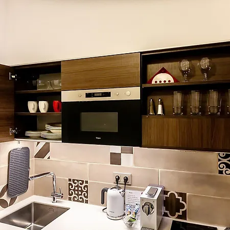 Vinohradsky Dum Aparthotel 4*