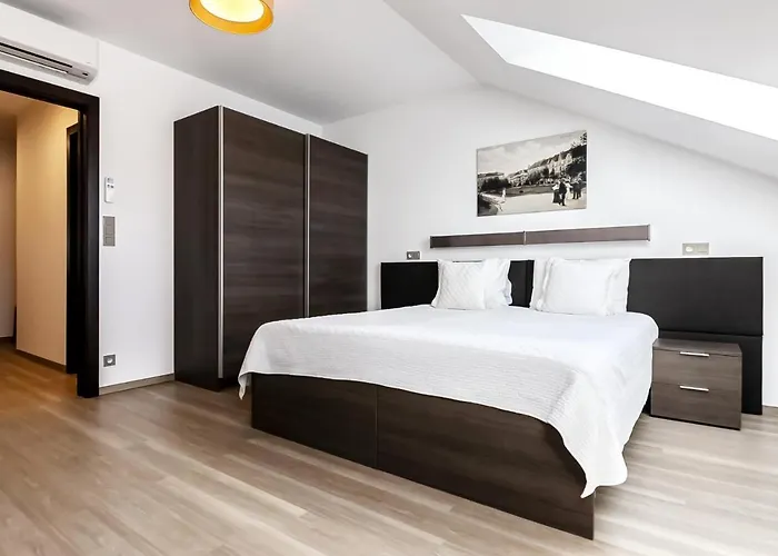 Vinohradsky Dum Apartmanhotel