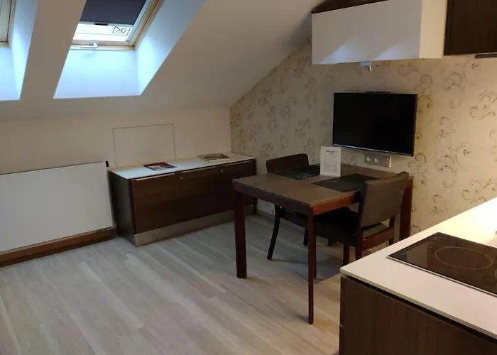 Vinohradsky Dum Apartmanhotel 4*