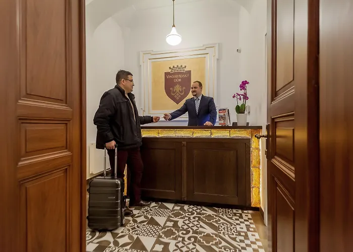 Vinohradsky Dum Apartmanhotel 4*