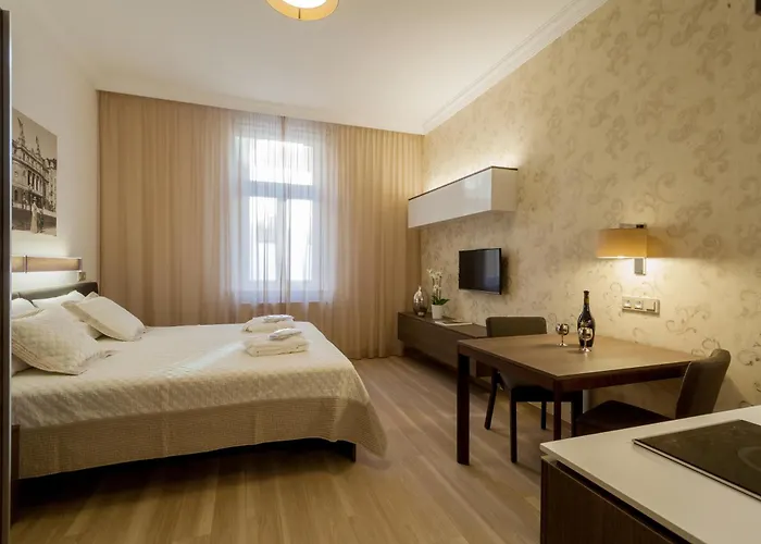 Vinohradsky Dum 4*